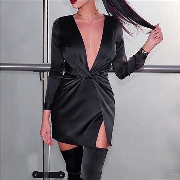 Fashion Nova Dresses & Skirts - Fashion Nova black twist deep v neckline long sleeve